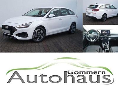 Gebraucht Hyundai i30 Trend 101 PS (74 kW) 2024 Weiß Kombi