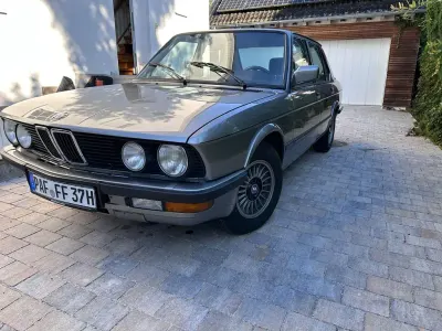 Gebraucht BMW 535 Shadowline 185 PS (136 kW) 1987 Silber Limousine