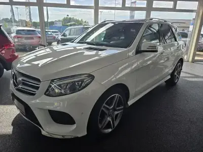 Gebraucht Mercedes GLE350 AMG line 258 PS (189 kW) 2016 Polarweiss  unilack SUV