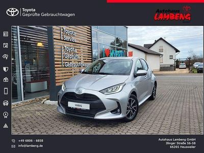 Gebraucht Toyota Yaris Team 125 PS (91 kW) 2024 Silver metallic Kleinwagen
