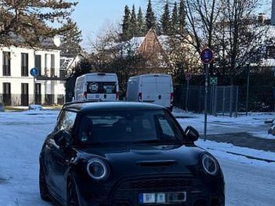 Gebraucht Mini John Cooper Works 231 PS (169 kW) 2023 Schwarz Kleinwagen