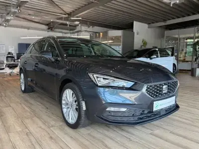 Gebraucht Seat Leon XCELLENCE 150 PS (110 kW) 2023 Grau Limousine