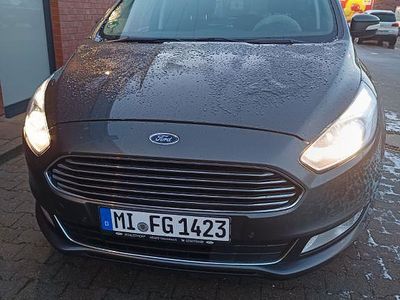 Gebraucht Ford Galaxy Titanium 150 PS (110 kW) 2019 Grau Van / Kleinbus