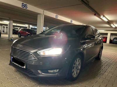 gebraucht Ford Focus Turnier 1.5 TDCi DPF Start-Stopp-System Titanium