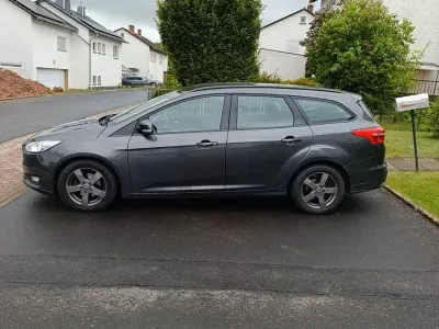 Używany Ford Focus Trend 125 KM (91 kW) 2015 Szary Kombi