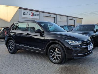 Schwarz Gebraucht 2022 VW Tiguan Life SUV | 23.950 € (Fairer Preis)