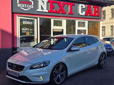 Second-hand Volvo V40 Momentum 245 CP (180 kW) 2015 Alb Break