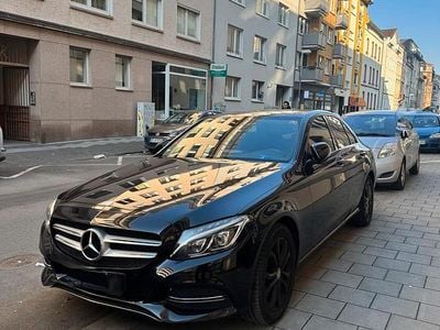 Gebraucht Mercedes C220 170 PS (125 kW) 2015 Schwarz Limousine
