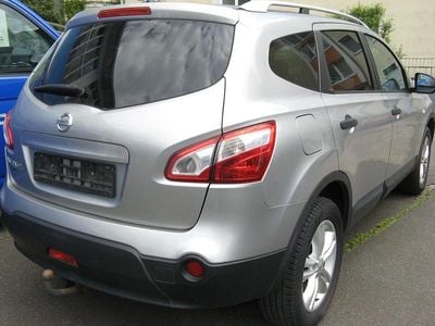 Nissan Qashqai +2