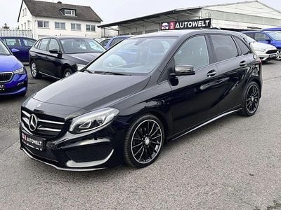 Gebraucht Mercedes B180 AMG line 122 PS (89 kW) 2017 Schwarz Van / Kleinbus