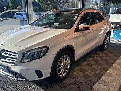 Gebraucht Mercedes GLA250 211 PS (155 kW) 2017 Weiß SUV