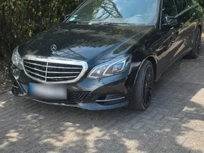 Gebraucht Mercedes E350 2014 Schwarz Kombi