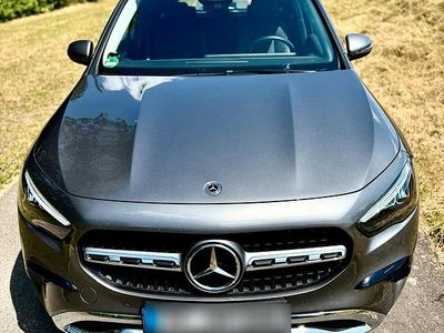 Mercedes GLA250