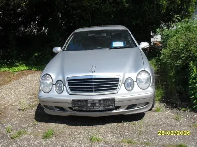 Gebraucht Mercedes CLK230 Avantgarde 197 PS (144 kW) 2001 Silber