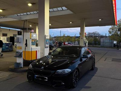 Gebraucht BMW 525 Shadowline 218 PS (160 kW) 2013 Schwarz Limousine