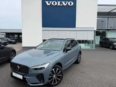 Gebraucht Volvo XC60 145 PS (106 kW) 2023 SUV
