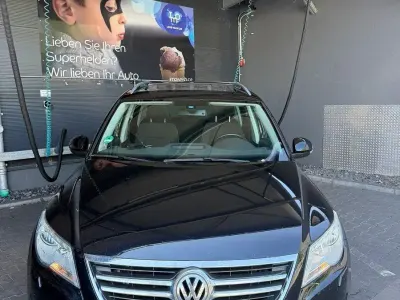 Gebraucht VW Tiguan Team 140 PS (102 kW) 2011 Schwarz SUV