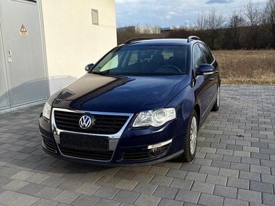 Gebraucht VW Passat 104 PS (76 kW) 2010 Blau Kombi