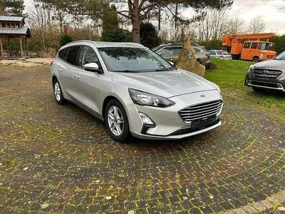 Polarsilber metallic Gebraucht 2019 Ford Focus Cool & Connect Kombi | 9.900 € (Guter Preis)