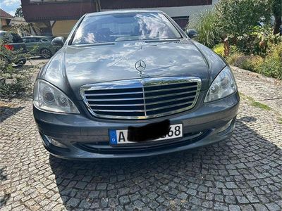 Grau Gebraucht 2007 Mercedes S450 Limousine | 9.000 € (Teuer)