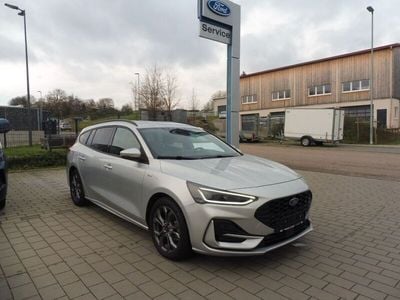 Second-hand Ford Focus ST-Line 125 CP (91 kW) 2023 Argintiu Berlinǎ