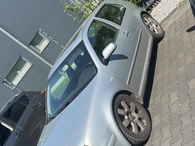 Usata VW Golf IV GTI 150 CV (110 kW) 2000 Argento Utilitaria