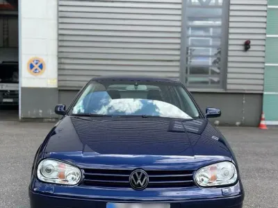 Gebraucht VW Golf IV Highline 116 PS (85 kW) 2003 Blau Limousine