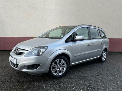 Usata Opel Zafira Family 116 CV (85 kW) 2013 Argento Monovolume