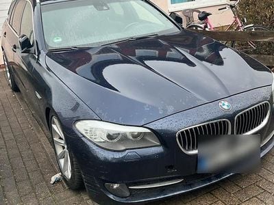 Gebraucht BMW 530 245 PS (180 kW) 2011 Schwarz Kombi