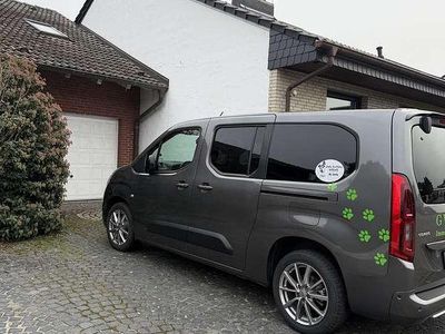 Grau Gebraucht 2023 Opel Combo Life Edition Kombi | 33.999 €