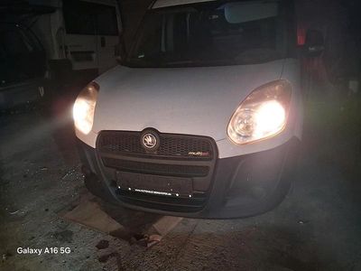 Gebraucht Fiat Doblò 90 PS (66 kW) 2010 Weiß Van / Kleinbus