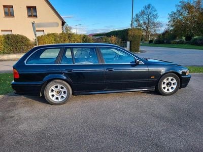 BMW 525