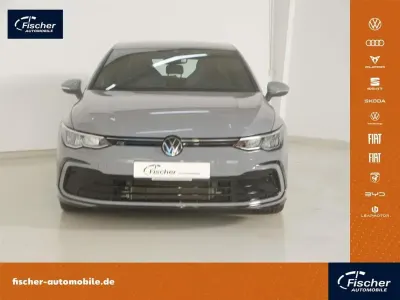 Gebraucht VW Golf VIII R-line 190 PS (139 kW) 2024 Mondsteingrau Limousine