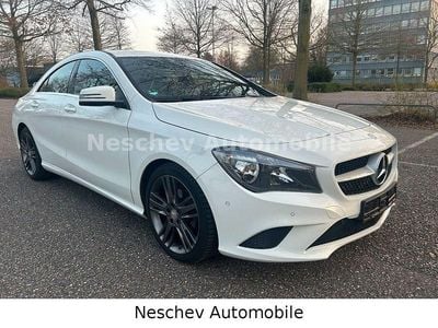 Gebraucht Mercedes CLA180 Urban 122 PS (89 kW) 2015 Weiß Limousine