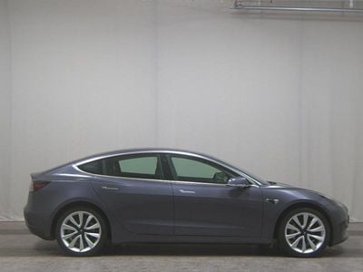 Grau Gebraucht 2020 Tesla Model 3 RWD Limousine | 21.280 € (Guter Preis)