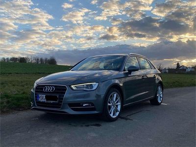 Gebraucht Audi A3 Ambiente 122 PS (89 kW) 2013 Grau Kombi