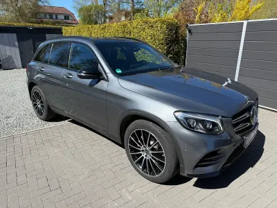 Używany Mercedes GLC250 AMG 204 KM (150 kW) 2018 Szary SUV