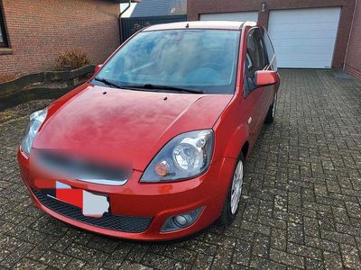 Rot Gebraucht 2007 Ford Fiesta Kleinwagen | 1.700 € (Fairer Preis)
