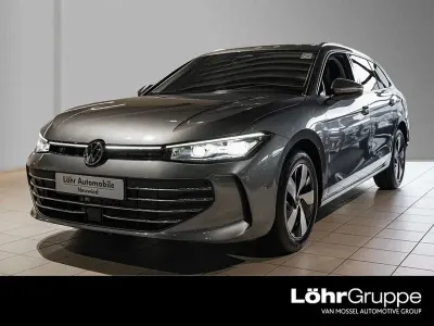 Gebraucht VW Passat IQ Drive 150 PS (110 kW) 2026 Grau Kombi