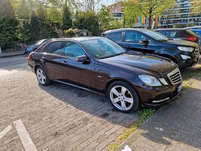 Mercedes E300