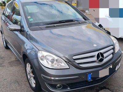 gebraucht Mercedes B200 