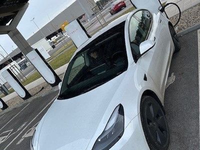 gebraucht Tesla Model 3 LongRange Allrad AHK - echte PDC