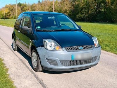 Usado Ford Fiesta 60 HP (44 kW) 2007 Azul Citadino