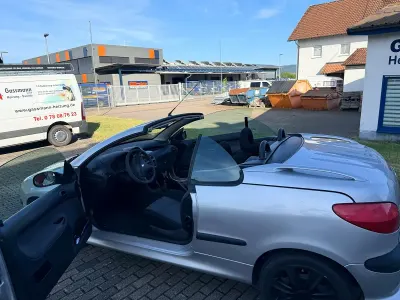 Gebraucht Peugeot 206 CC 110 PS (80 kW) 2002 Silber Cabrio