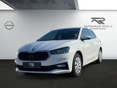 Gebraucht Skoda Fabia Ambition 110 PS (80 kW) 2022 Weiß Kleinwagen