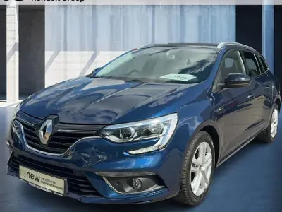 Gebraucht Renault Mégane GrandTour LIMITED 140 PS (102 kW) 2020 Blau Kombi