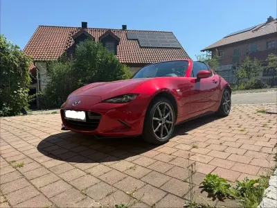 Gebraucht Mazda MX5 Exclusive-Line 160 PS (117 kW) 2016 Rot Cabrio