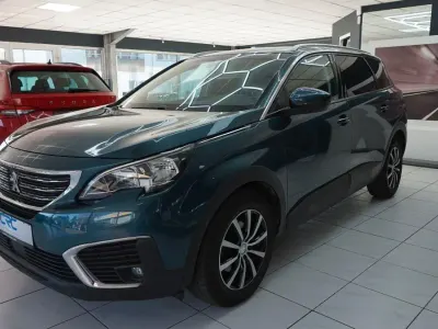 Gebraucht Peugeot 5008 Business-Line 131 PS (96 kW) 2019 Grün SUV