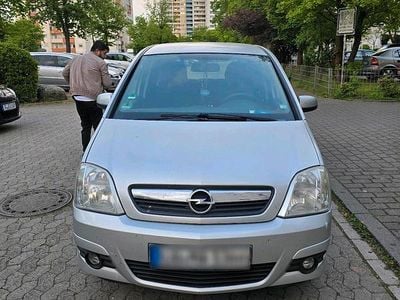 Usata Opel Meriva 101 CV (74 kW) 2006 Argento Monovolume