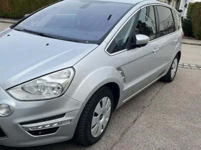Gebraucht Ford S-MAX Titanium S 200 PS (147 kW) 2011 Silber Van / Kleinbus